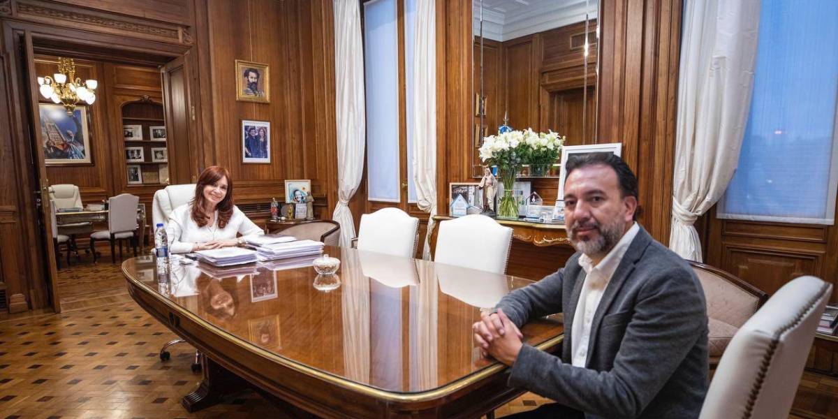 Pabel Muñoz se reunió con Cristina Fernández en medio de fricción entre Ecuador y Argentina