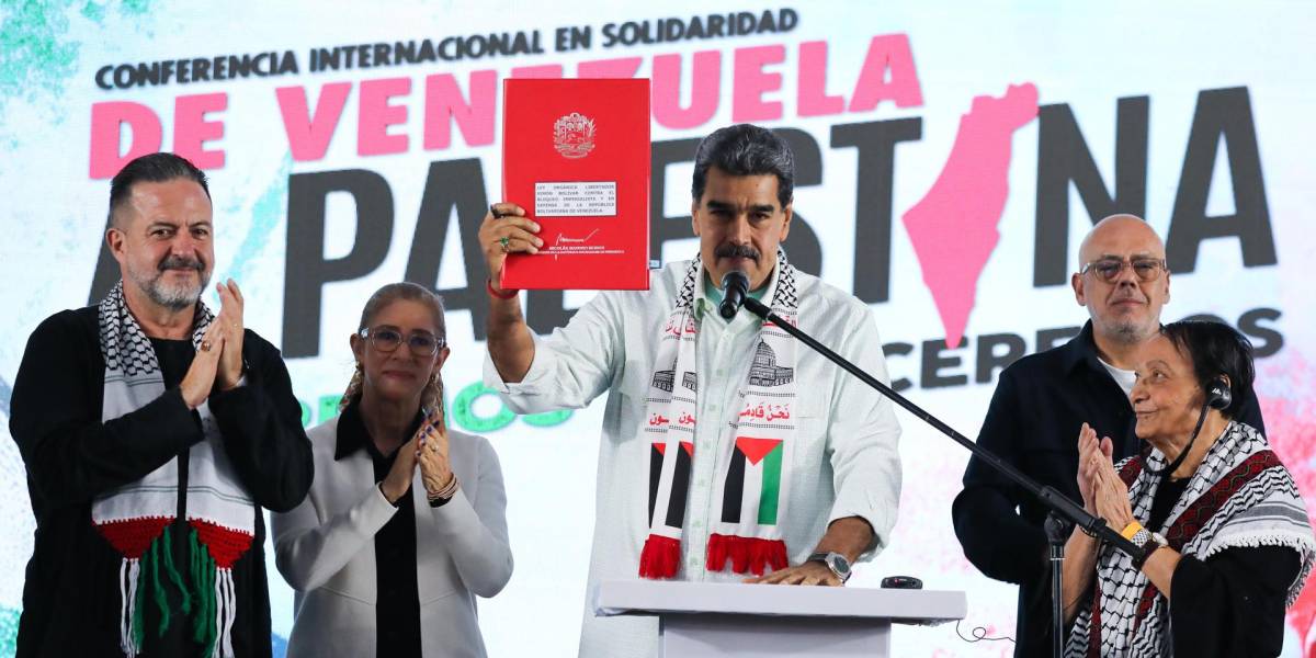 Nicolás Maduro firma una ley que ordena hasta 30 años de prisión para quienes promuevan sanciones extranjeras