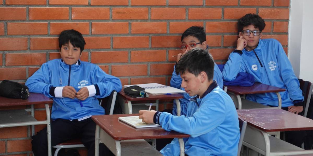 El Ministerio de Educación actualizó los horarios de clases para el 29 y 30 de octubre