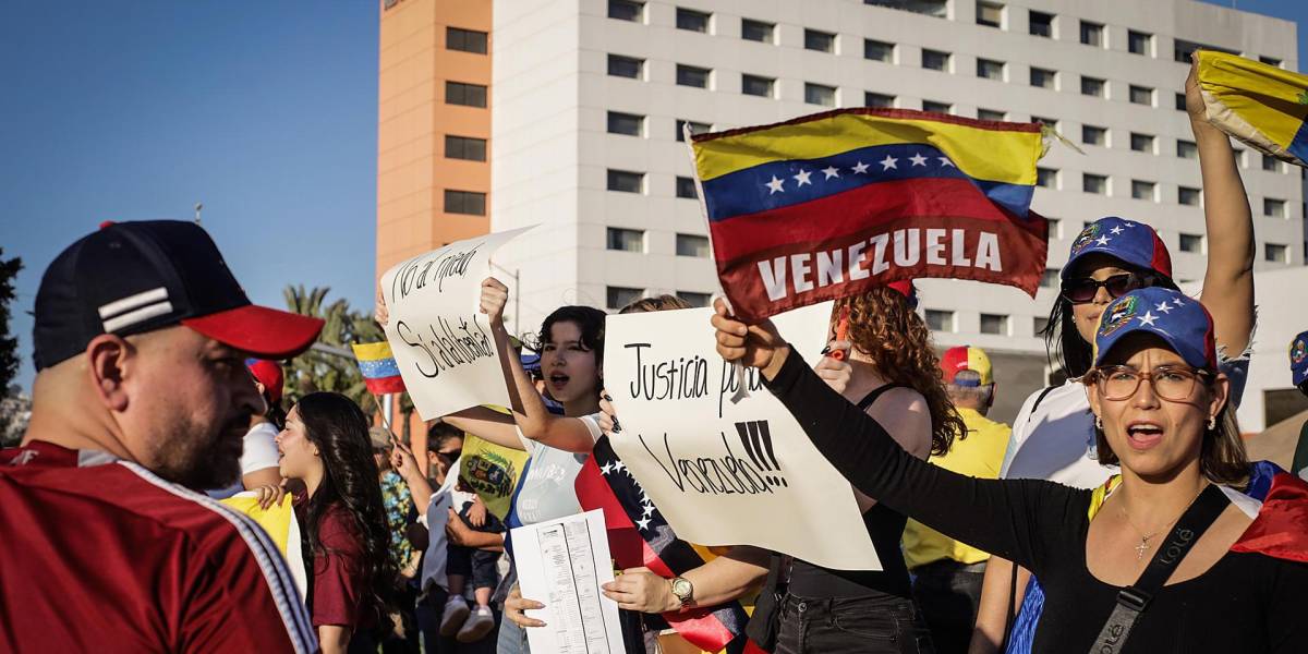 Los migrantes venezolanos permanecen en la frontera norte de México, entre la esperanza y el miedo tras las elecciones