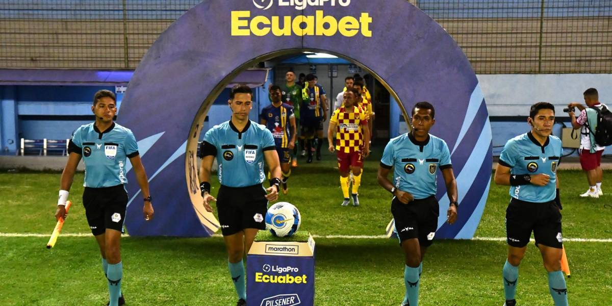 Liga Pro no llega acuerdo con los árbitros y peligra el inicio de la segunda etapa del fútbol ecuatoriano