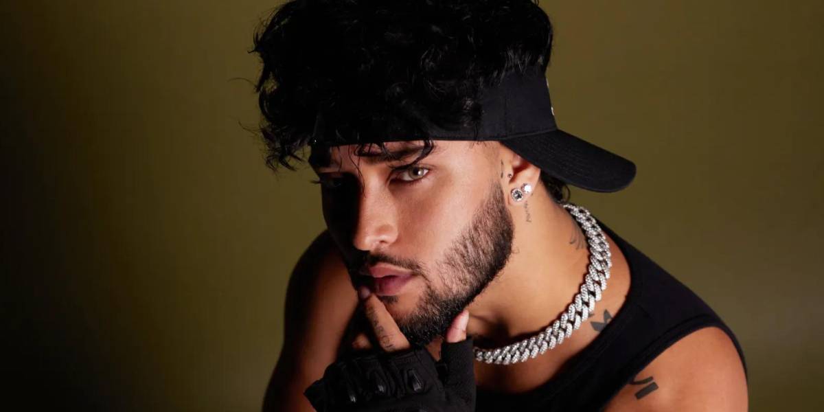 El exintegrante de CNCO, Joel Deleōn continúa brillando con su evolución musical