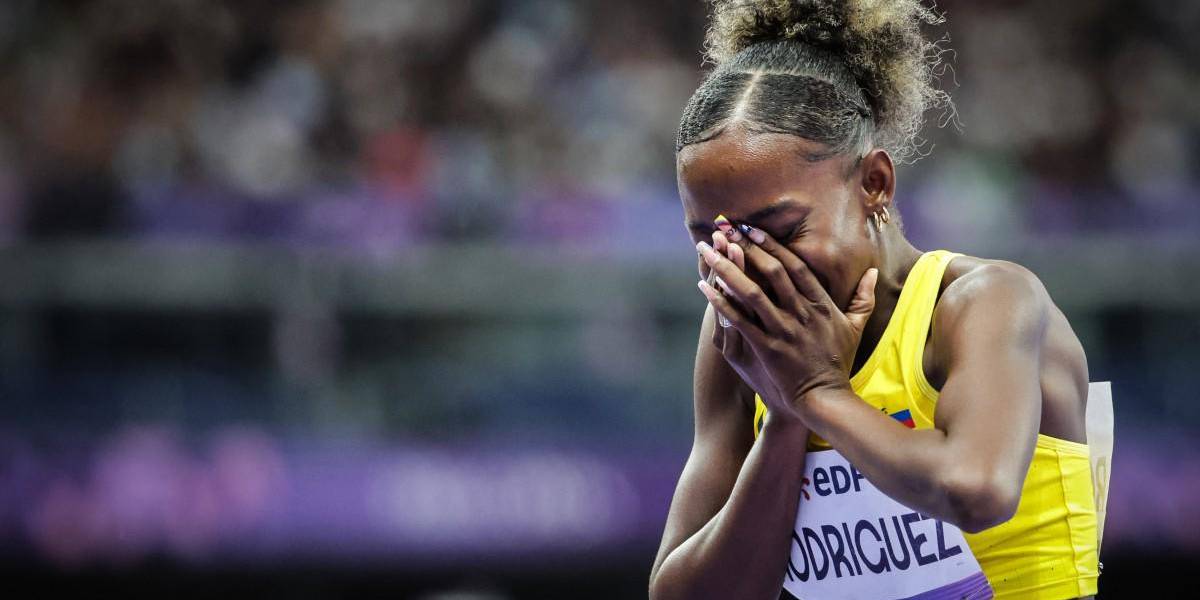 Kiara Rodríguez celebra su medalla de oro en los Juegos Paralímpicos de París 2024