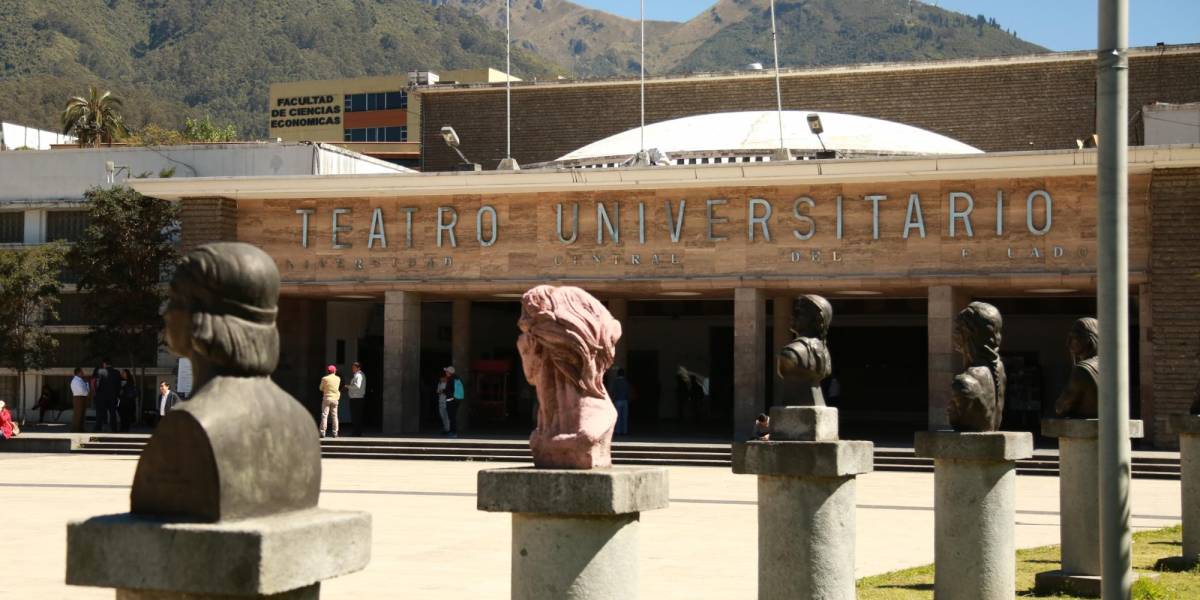 Quito: 37 896 jóvenes rindieron el examen de admisión a la Universidad Central, pero solo hay 7 395 cupos