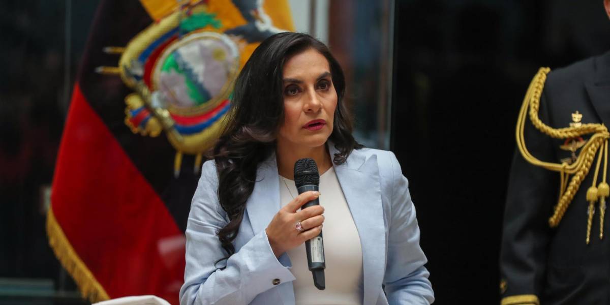 Verónica Abad está dispuesta a propiciar el diálogo con México si llega a la Presidencia