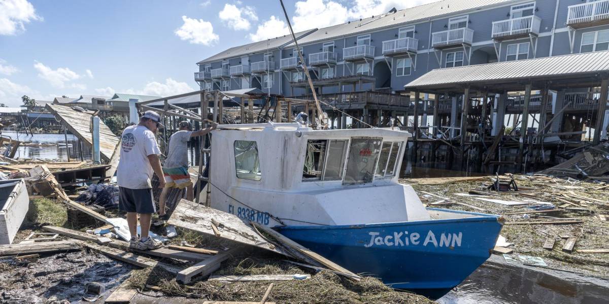 El huracán Helene deja más de 50 de muertos en sureste de EEUU antes de perder fuerza rumbo al norte