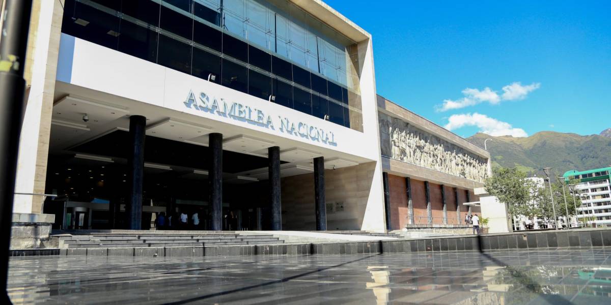 El Pleno de la Asamblea rechazó al informe de labores del presidente Daniel Noboa