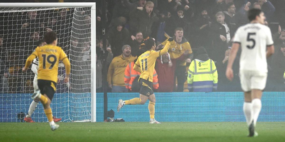 Un gol olímpico encaminó la derrota del Manchester United en el Boxing Day