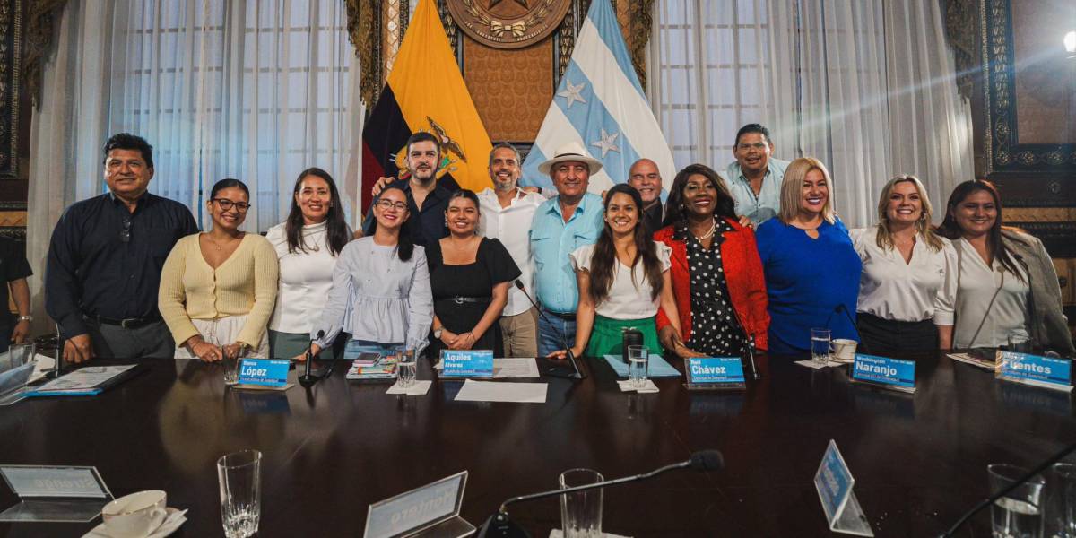 Mayra Montaño, Raúl Chávez y Úrsula Strenge renunciaron al Concejo Municipal de Guayaquil por las elecciones del 2025