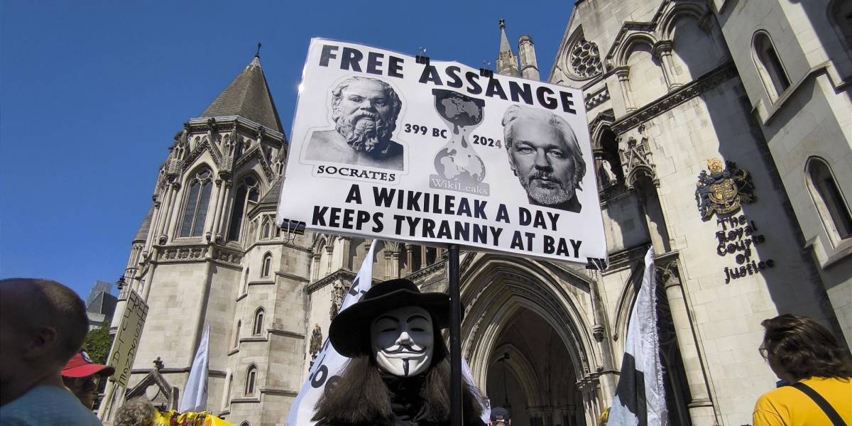 Julian Assange y las grandes etapas de los 14 años de su proceso judicial