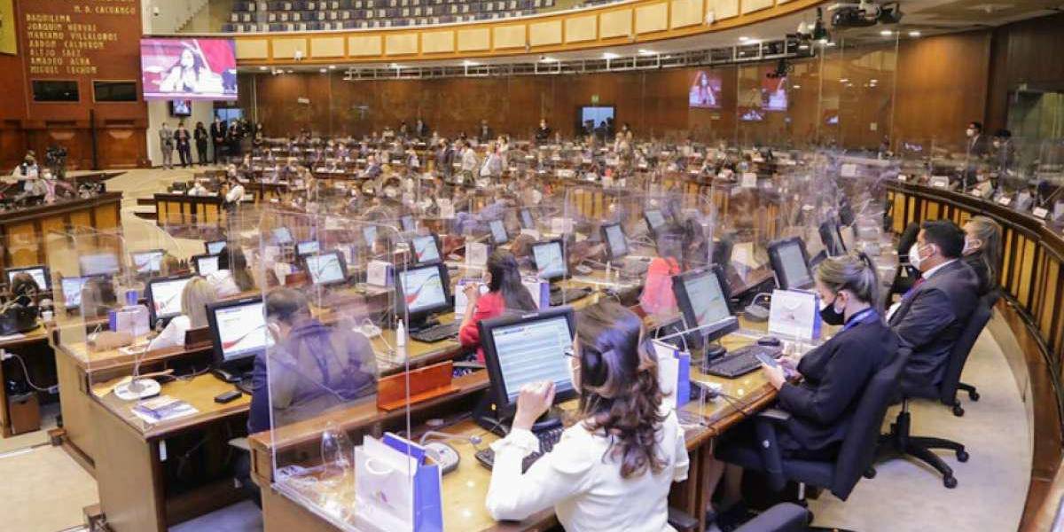 Asamblea acusa de omisión al Gobierno después de la masacre carcelaria