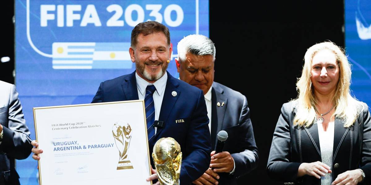 Alejandro Domínguez, presidente de Conmebol: “Es la decisión más importante de la historia del fútbol”