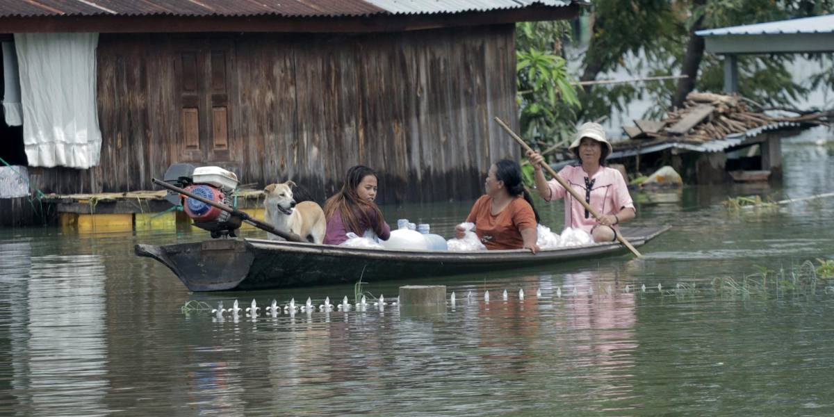 Asia enfrenta un desastre humanitario: 293 muertos y 89 desaparecidos por las inundaciones