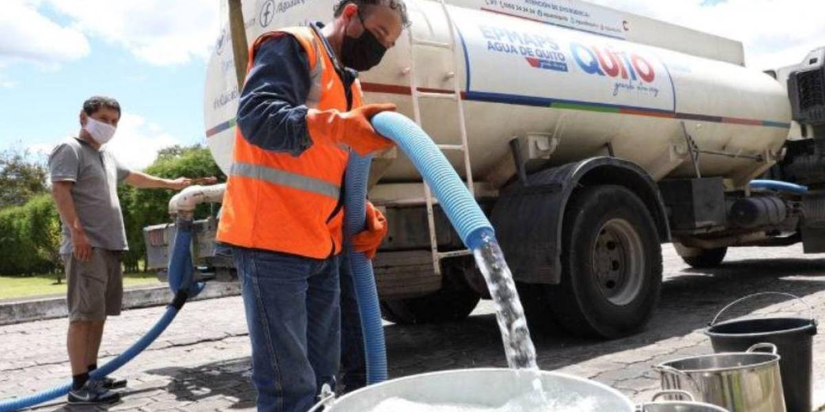 Barrios de Quito tendrán racionamientos de agua por 12 horas con base en un cronograma