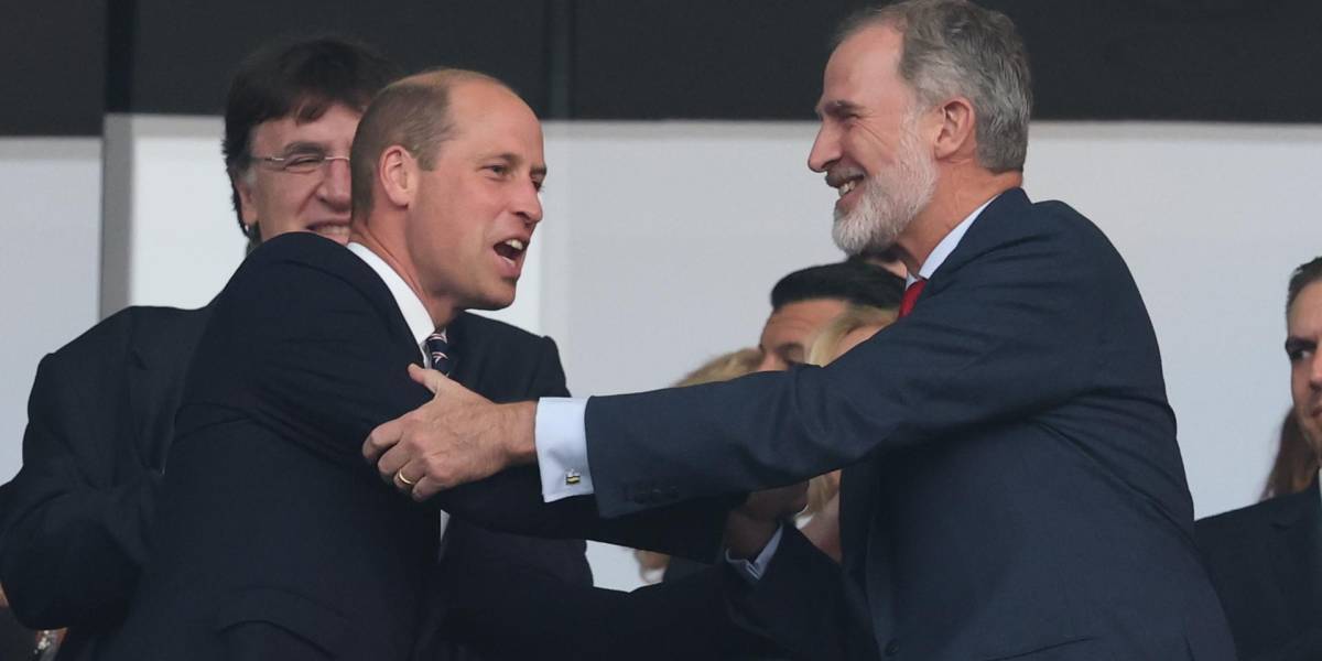 Los gestos del príncipe William y el Rey Felipe VI durante el partido final de la Eurocopa