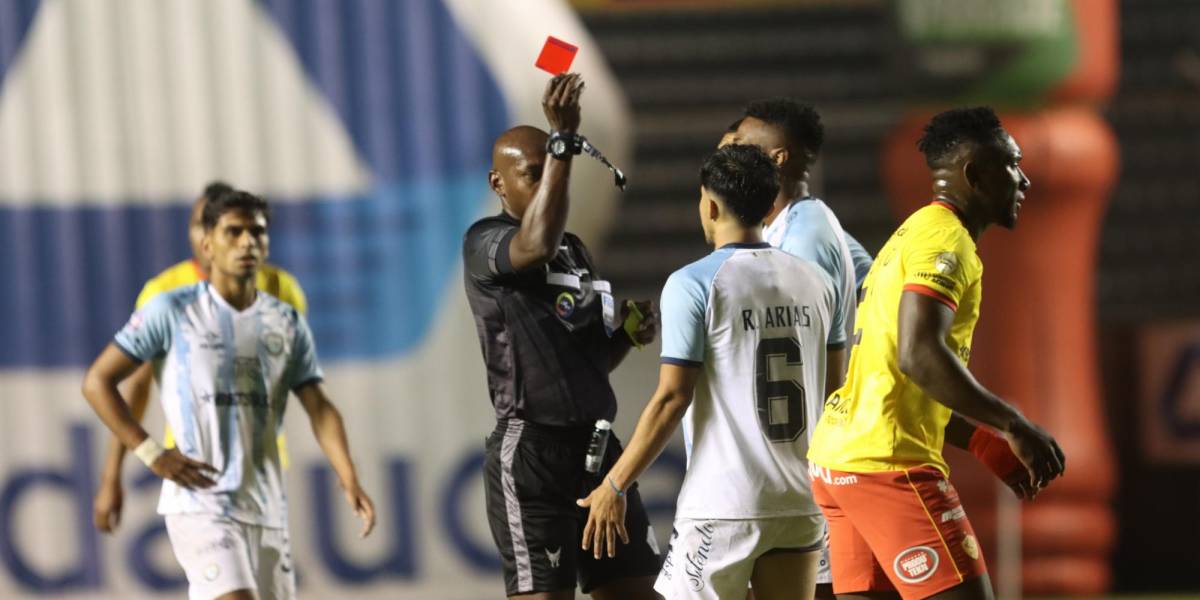 Liga Pro: Guayaquil City se queja del arbitraje ante Aucas y del mal accionar de la Policía