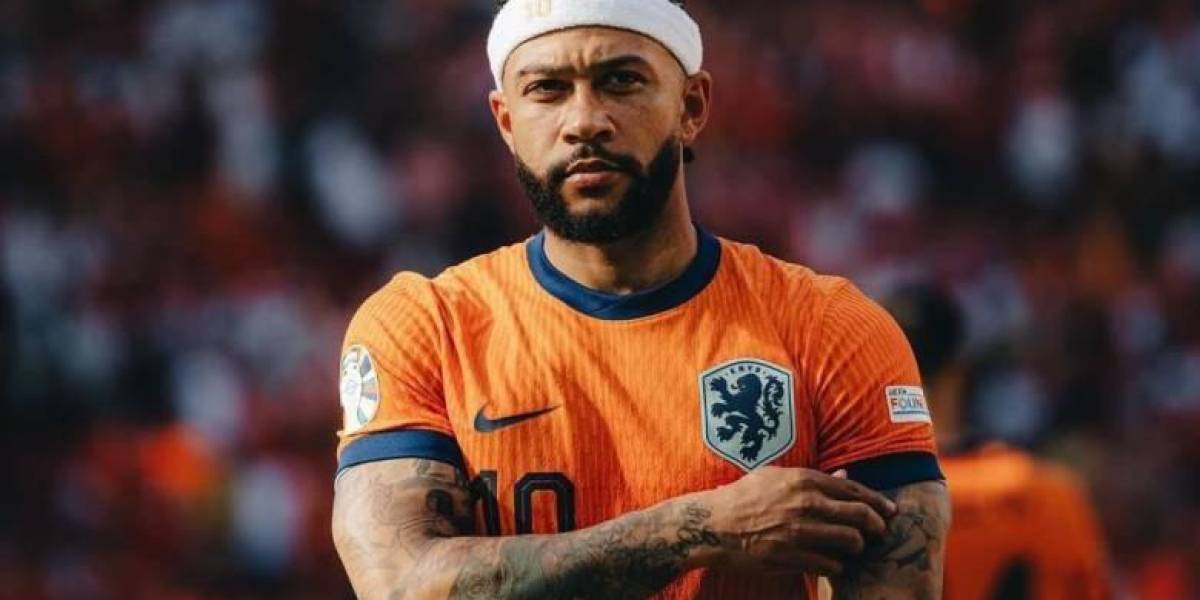 El Corinthians anuncia el fichaje de Memphis Depay