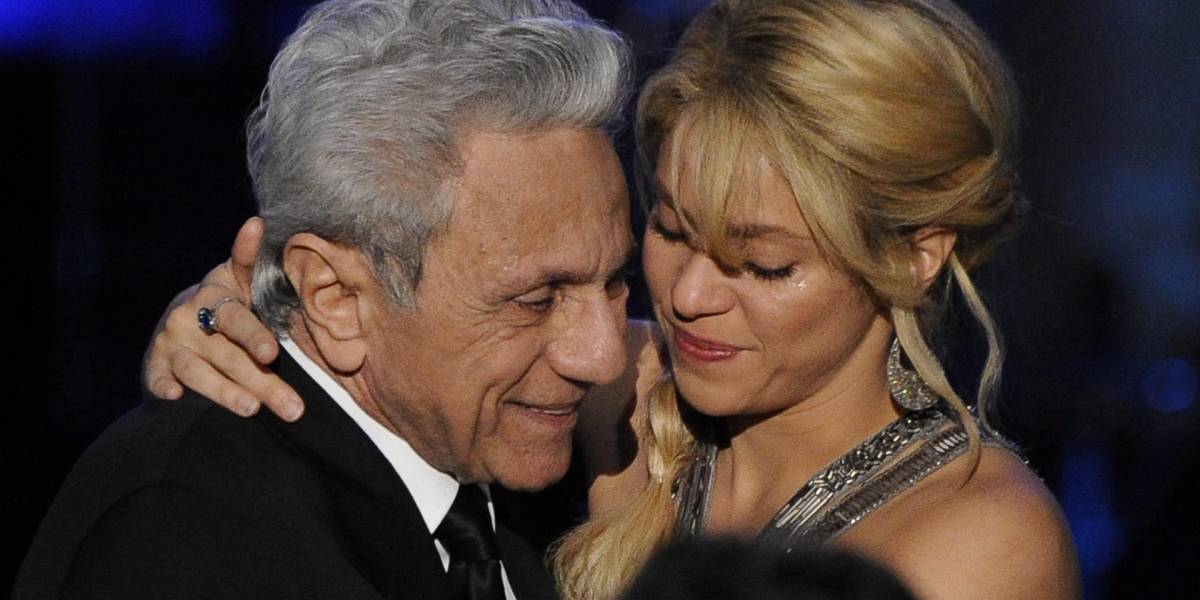 El padre de Shakira es dado de alta tras permanecer 15 días en UCI