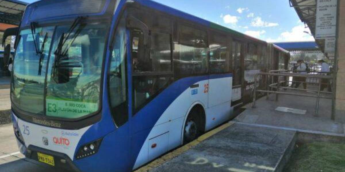 Los nuevos trolebuses eléctricos llegan a Quito en enero