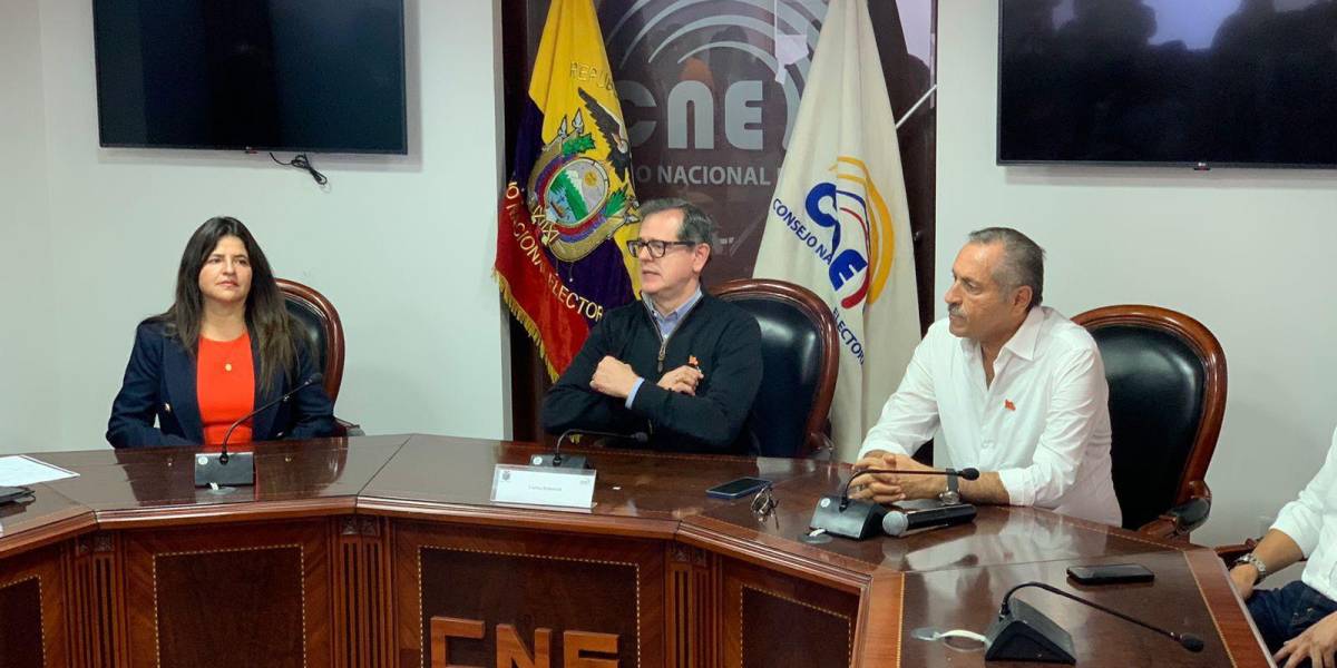 El CNE rechaza una objeción y califica la candidatura de Carlos Rabascall