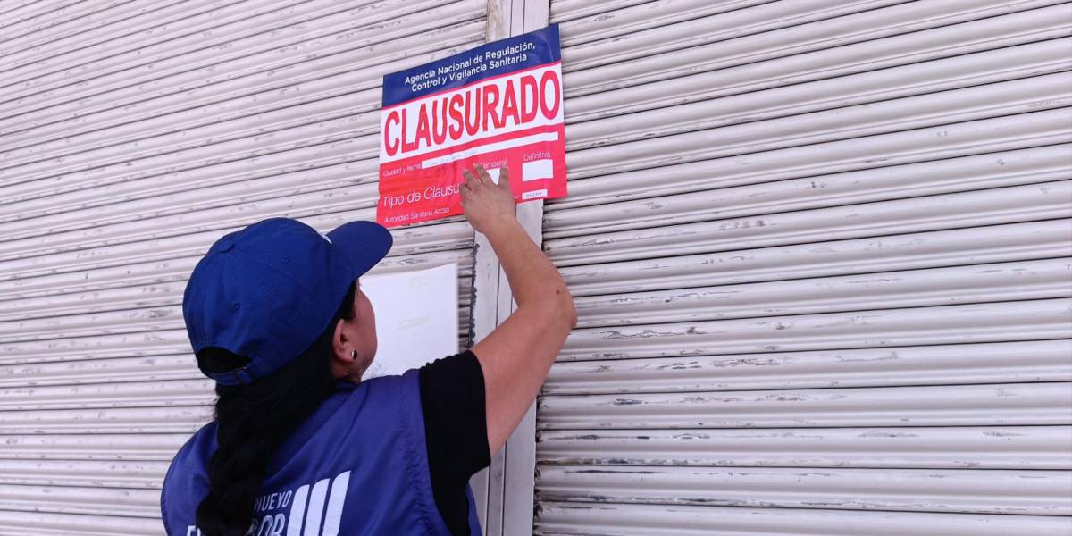 Un supermercado ofertaba productos caducados en Pastaza