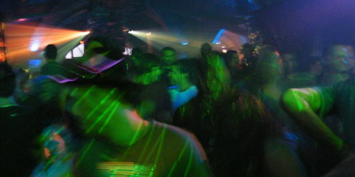 Sin baile y como restobares, así podrán funcionar bares y discotecas de Guayaquil