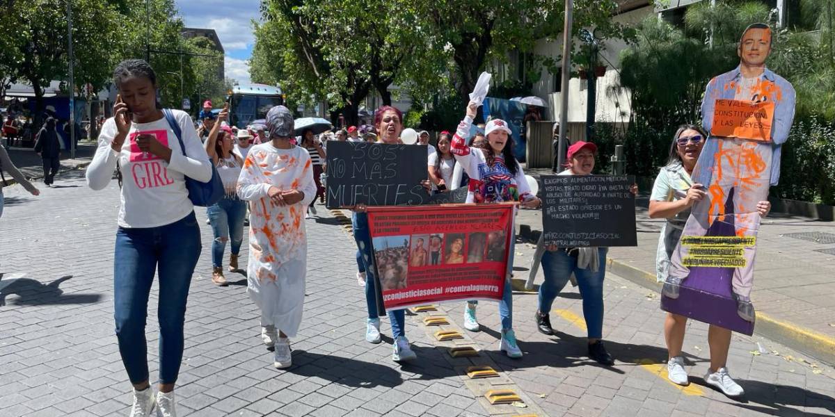 Los familiares de privados de la libertad se manifestaron para pedir al Gobierno que respete los derechos humanos en cárceles