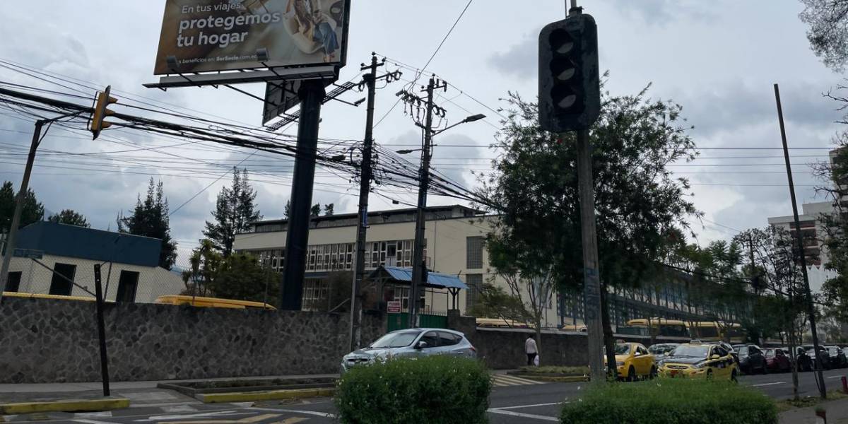 Quito: cerca de 300 semáforos estarán apagados por los apagones hasta las 20:25 de este 30 de septiembre