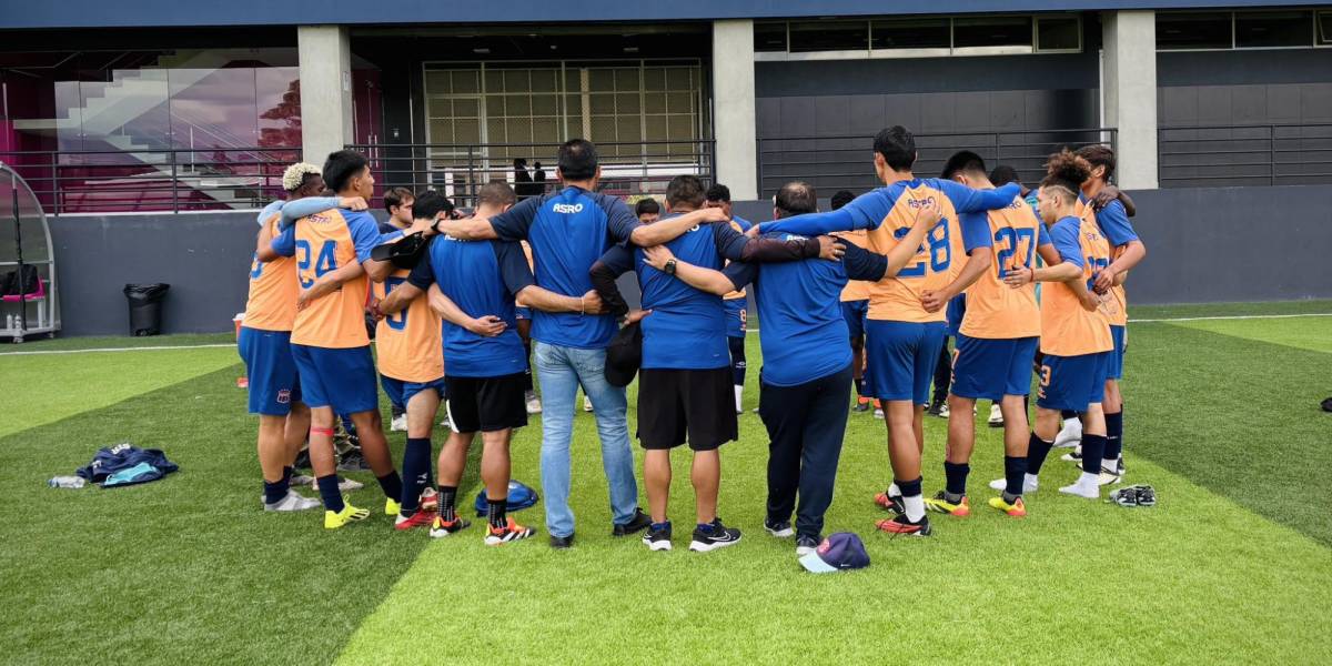 Deportivo Quito presentó a sus nuevos jugadores para disputar los playoffs de ascenso a Serie B