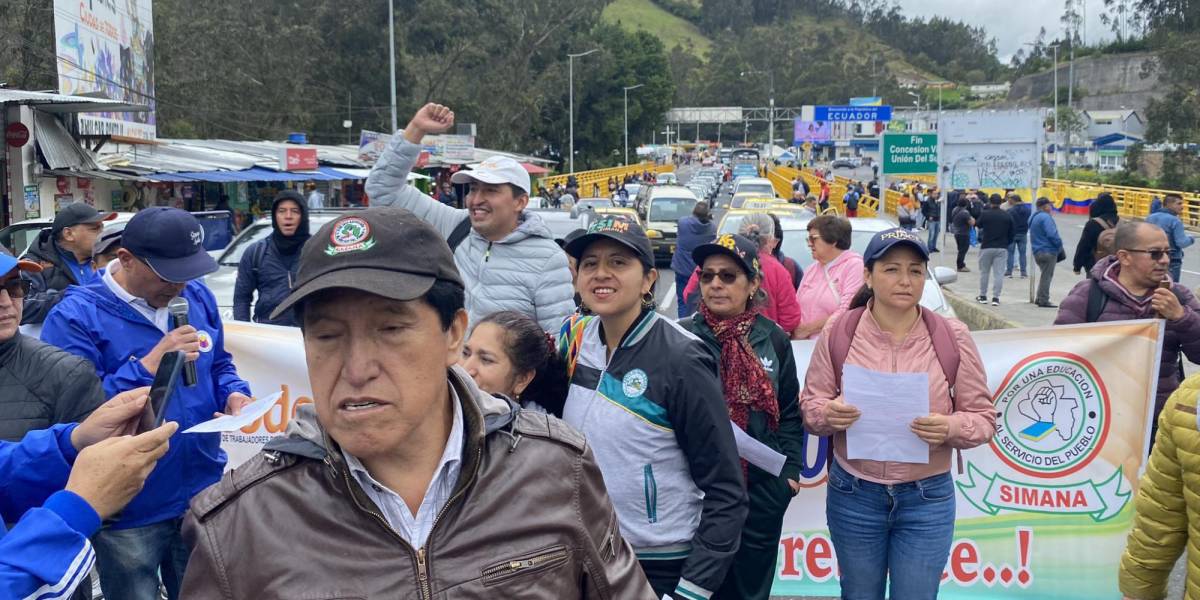 El Puente de Rumichaca se cierra temporalmente por protestas en el lado colombiano