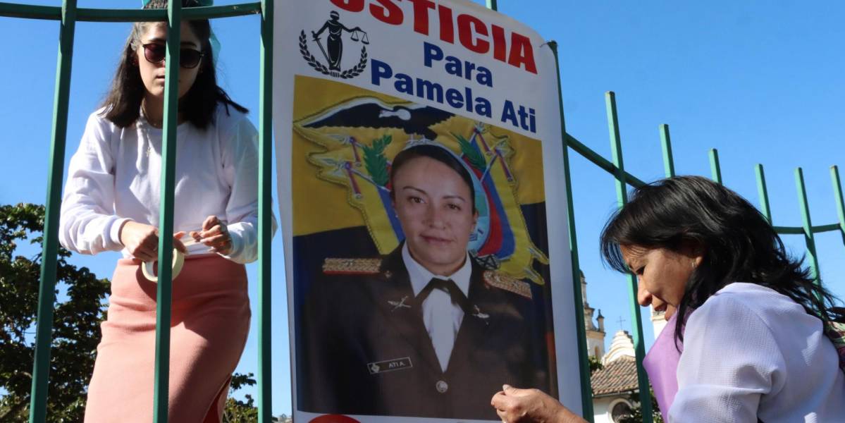 Caso Pamela Ati | Familiares y activistas recordaron que hoy se cumple un mes de su muerte con un plantón frente al Ministerio de Defensa