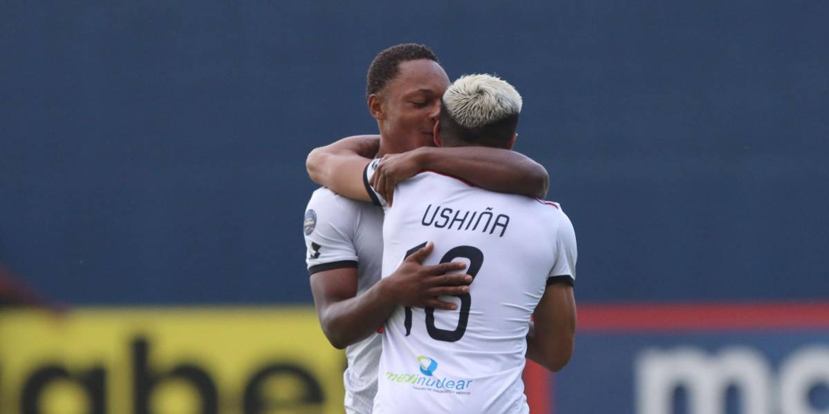 Cuniburo goleó al 9 de octubre y quedó campeón de la Serie B del fútbol ecuatoriano