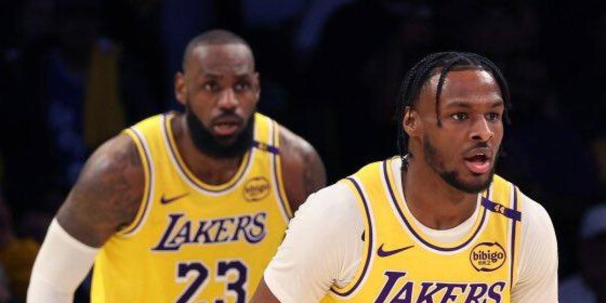 LeBron y Bronny hacen historia en la NBA en el debut triunfal de Los Lakers