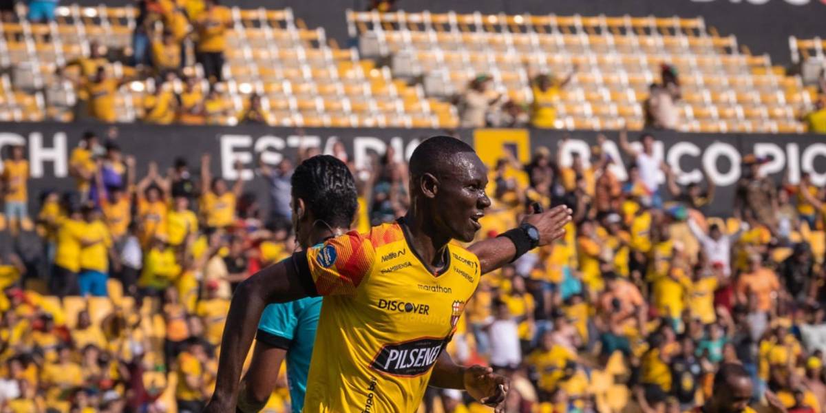 Barcelona SC, con triplete de Janner Corozo, ganó, gustó y goleó al Delfín en la Liga Pro