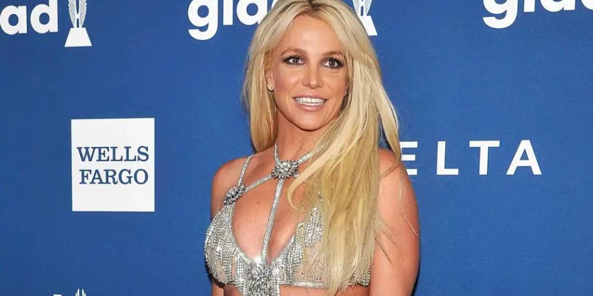 Britney Spears celebra el amor propio: se casa simbólicamente consigo misma