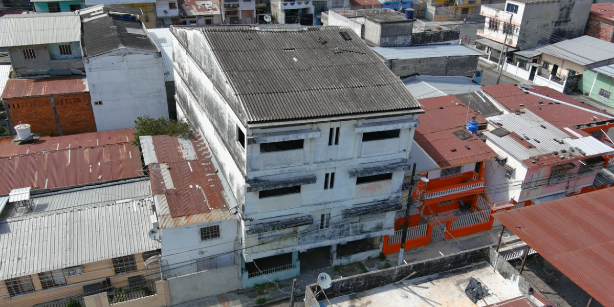 40 edificaciones en Guayaquil deben ser demolidas