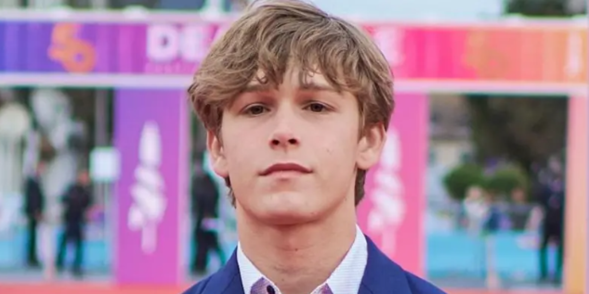 Muere a los 16 años Hudson Meek, actor de Baby Driver