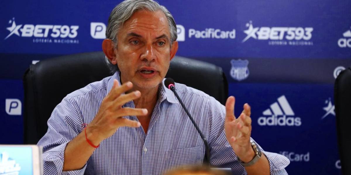 José Pileggi analiza renuncia a la presidencia de Emelec