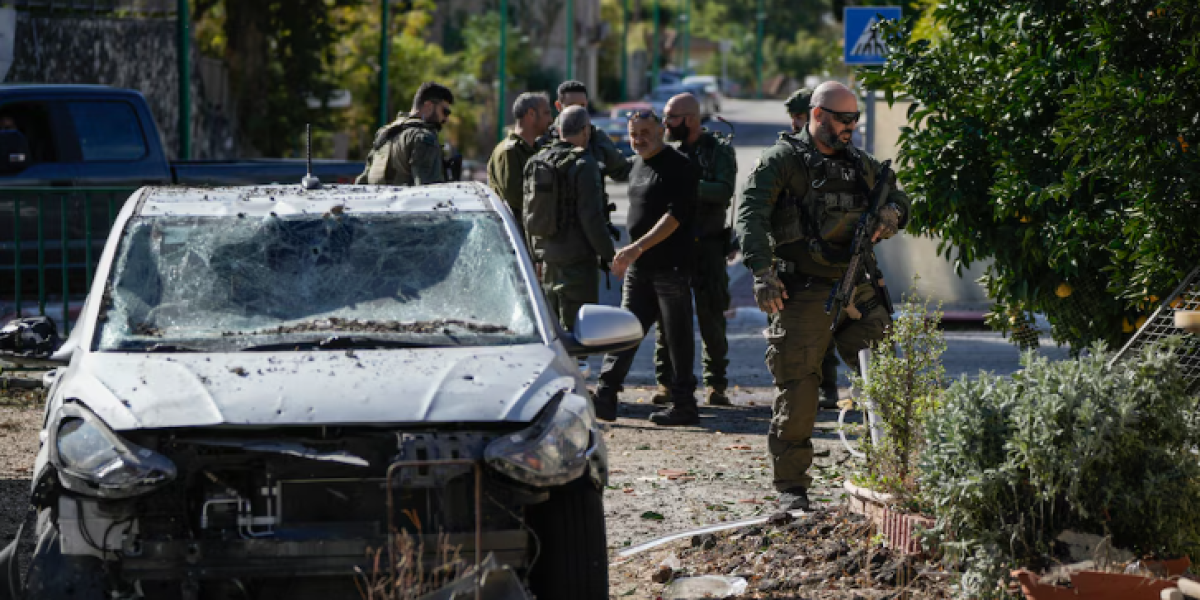 Israel evalúa el acuerdo para un alto el fuego con Hezbollah en el Líbano