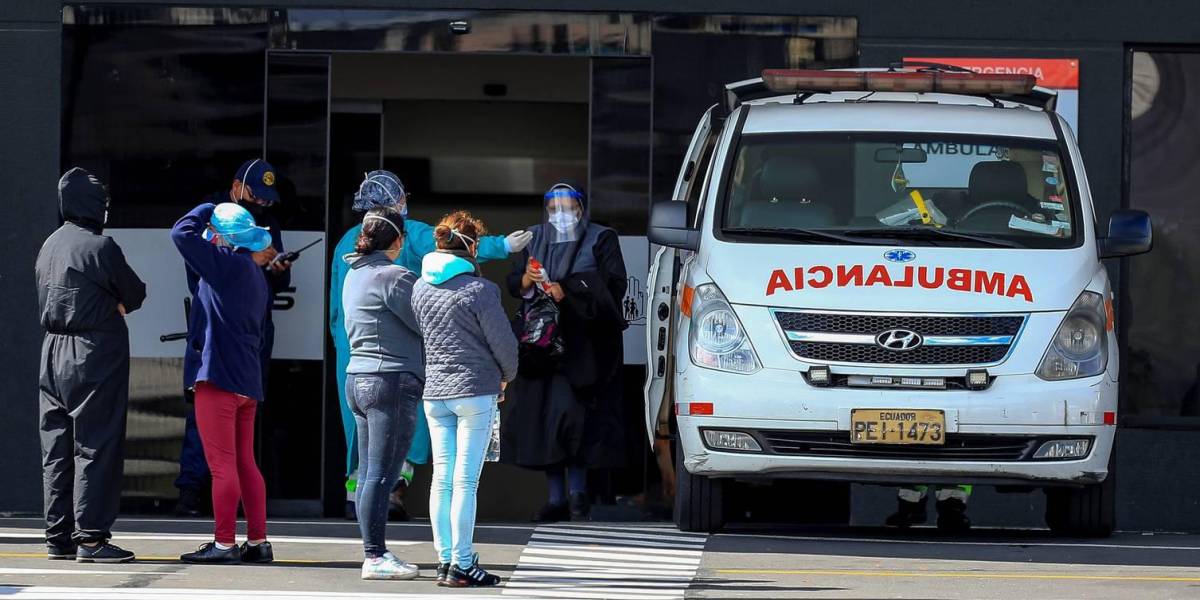 En Ecuador, el 50% de las ambulancias de los hospitales públicos no sirven