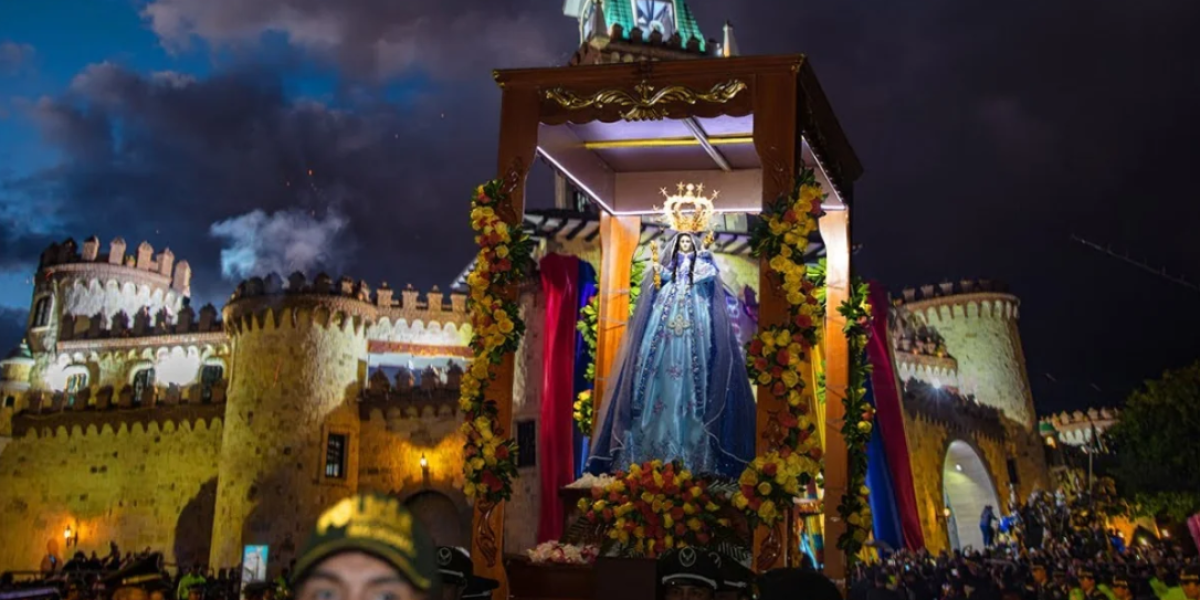 El paso vehicular estará restringido el 15 de agosto en la vía Jivino Verde por la peregrinación de la Virgen del Cisne