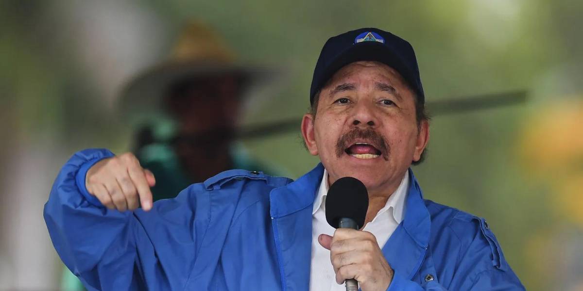 Daniel Ortega mantiene incomunicado a su hermano, al que declaró traidor a la patria por cuestionar su dictadura