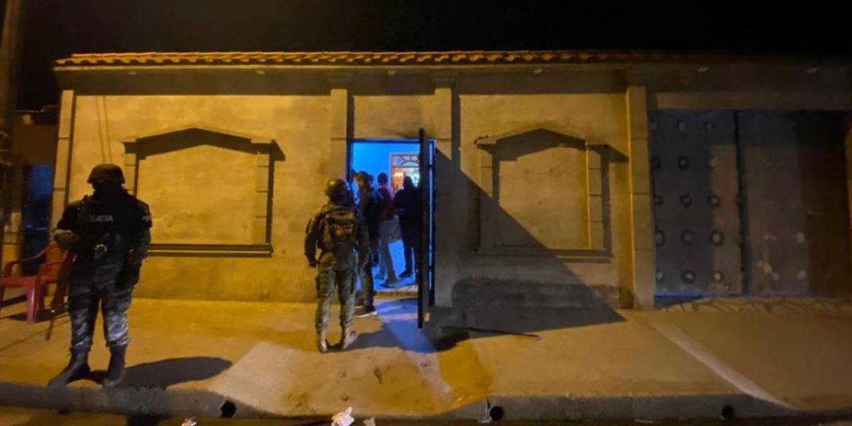 Dos sospechosos de la masacre en un bus en Los Ríos fueron detenidos