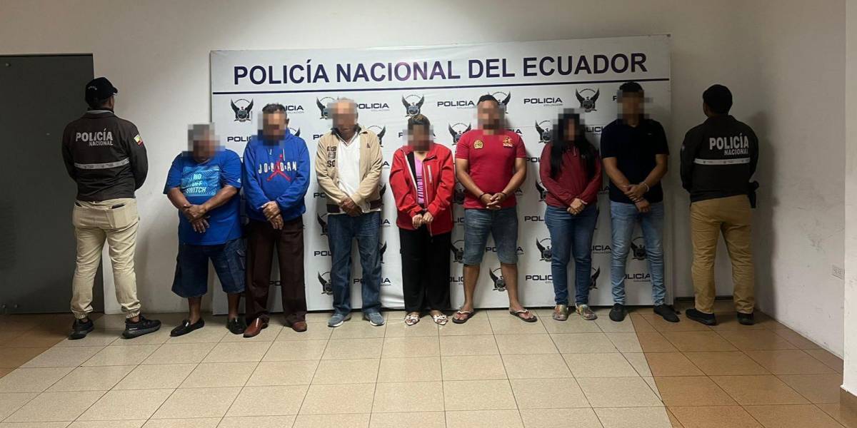 La Policía capturó a siete personas que comercializaban licor adulterado en Guayaquil