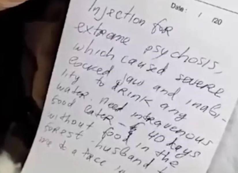 La mujer indica en una carta que ha pasado 40 días sin comida en el bosque y que su esposo la ató al árbol.