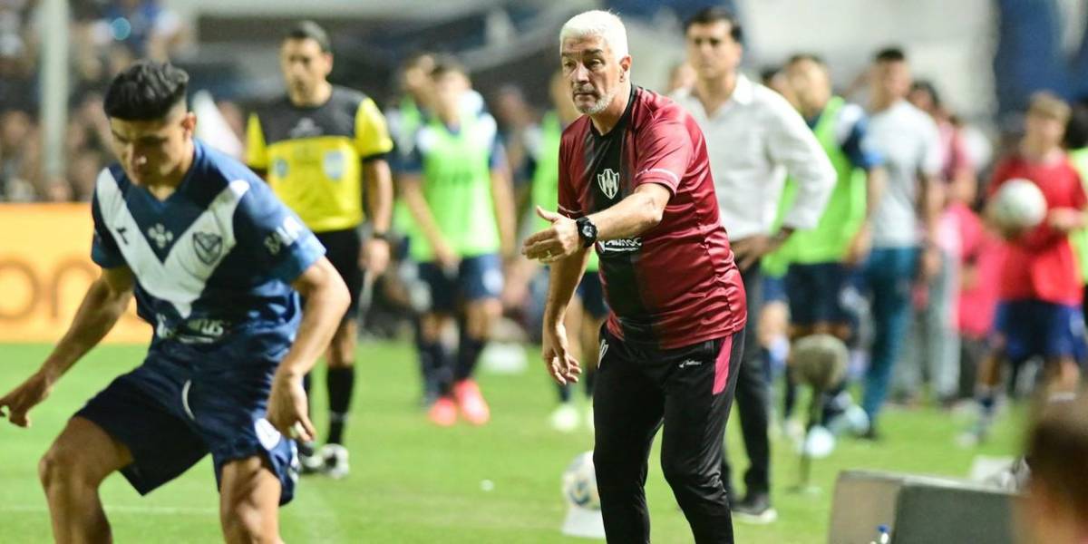 Omar De Felippe, extécnico de Emelec, se consagró campeón de la Copa Argentina con Central Córdoba