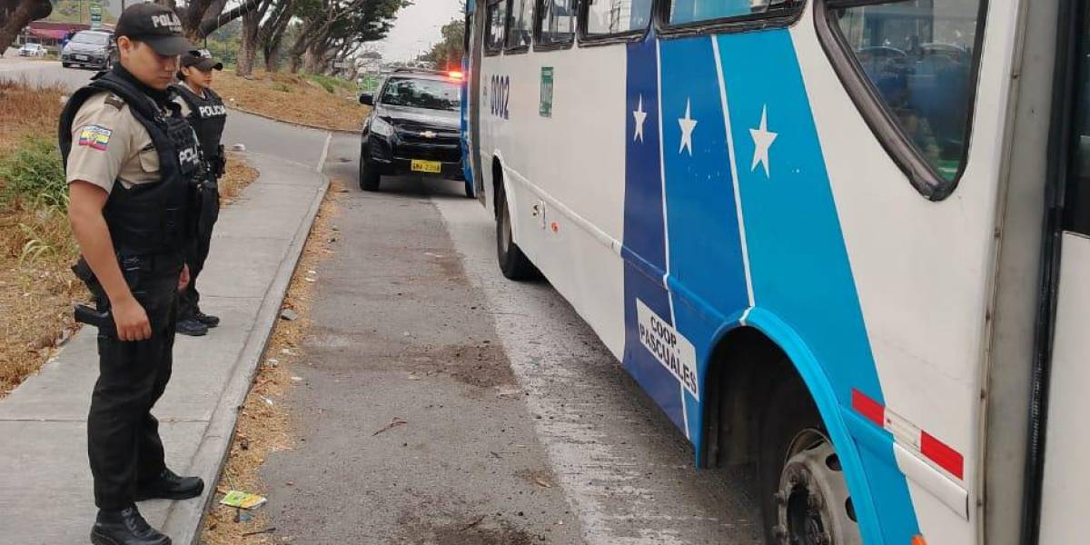 ATM denuncia ataques a buses que no se unieron al paro en Guayaquil