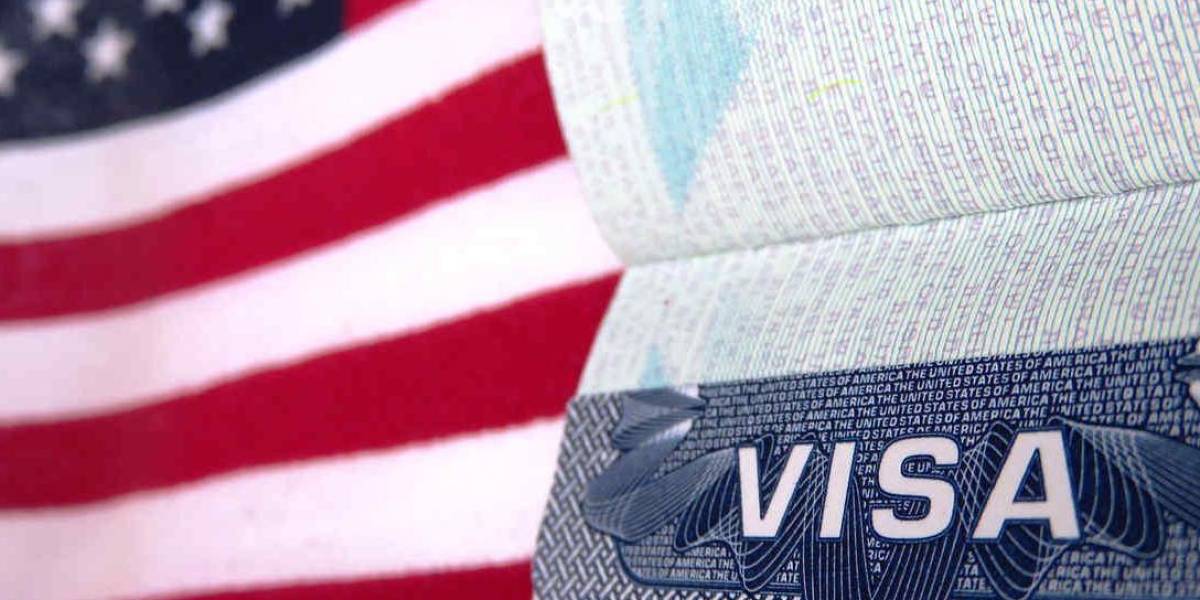 Estas son las razones por las que podrían negarte la visa de por vida