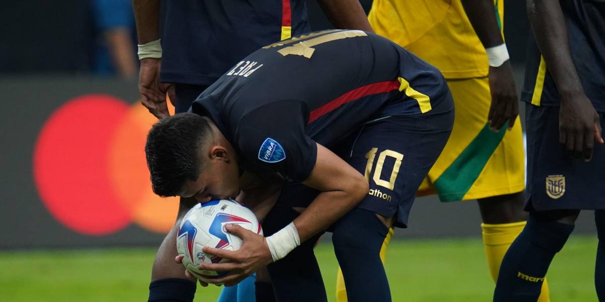 Kendry Páez, entre los mejores 11 jugadores de la fase de grupos en la Copa América 2024