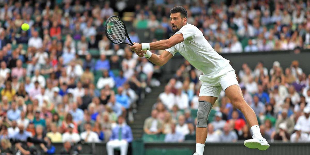 Djokovic debuta en Wimbledon con autoridad tres semanas después de su operación